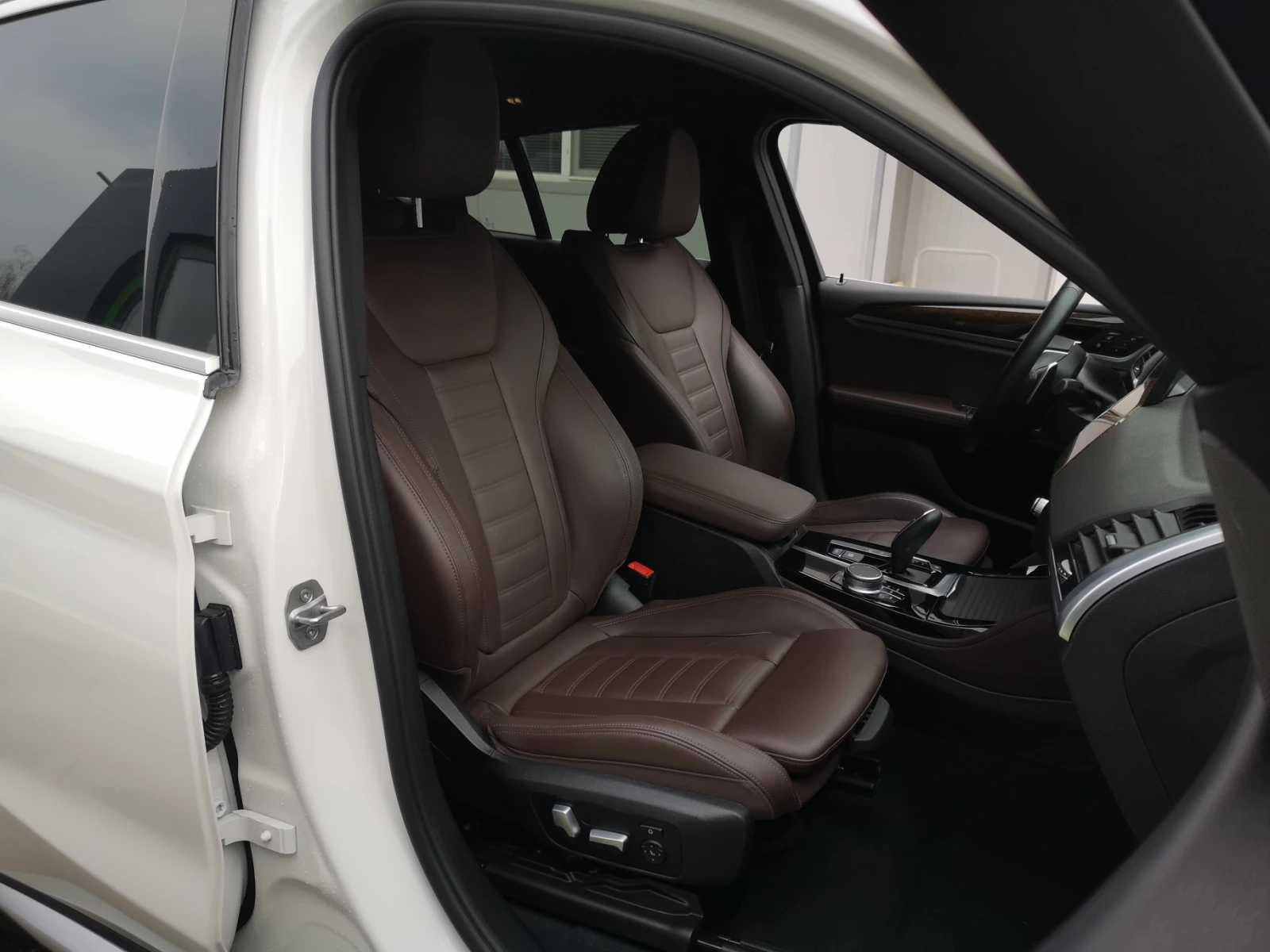 BMW X4 X drive 3.0I Pano Head Up - изображение 10
