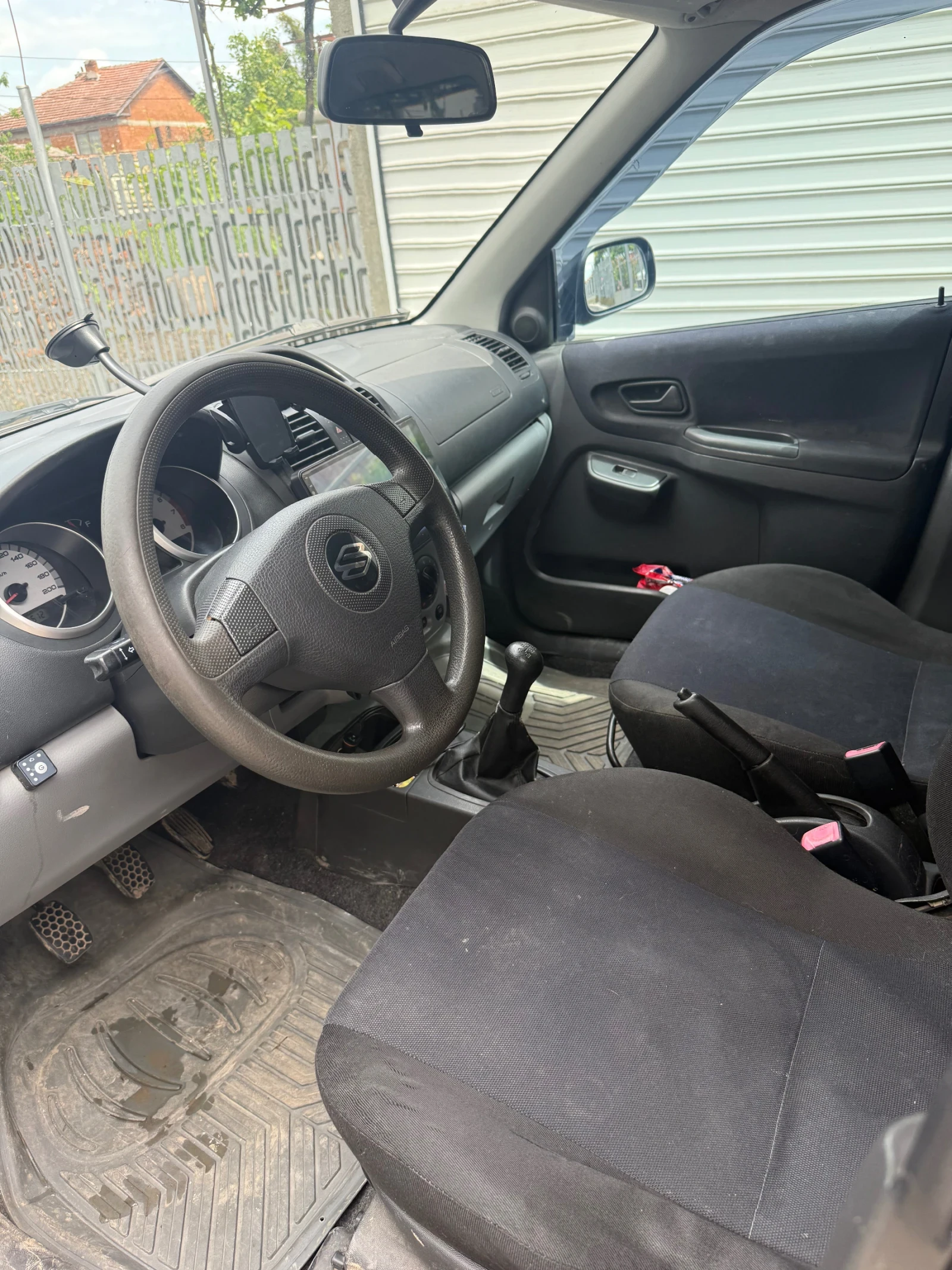 Suzuki Ignis 1.5 Газово, снимка 7 - Автомобили и джипове - 54660712