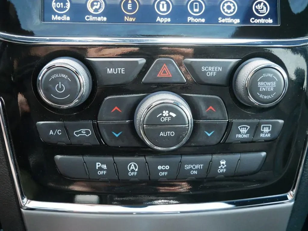 Jeep Grand cherokee WK Limited, снимка 12 - Автомобили и джипове - 54879739