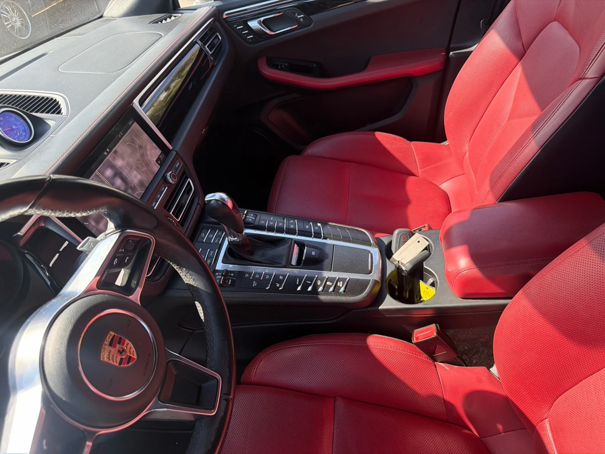 Porsche Macan S, снимка 9 - Автомобили и джипове - 55010879
