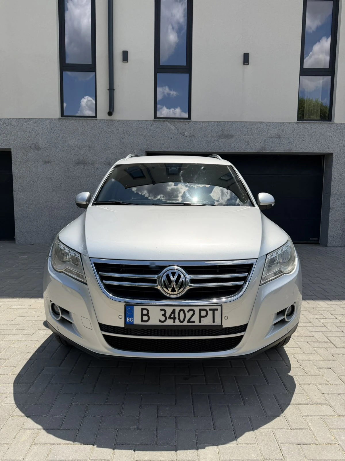 VW Tiguan, снимка 2 - Автомобили и джипове - 55235455