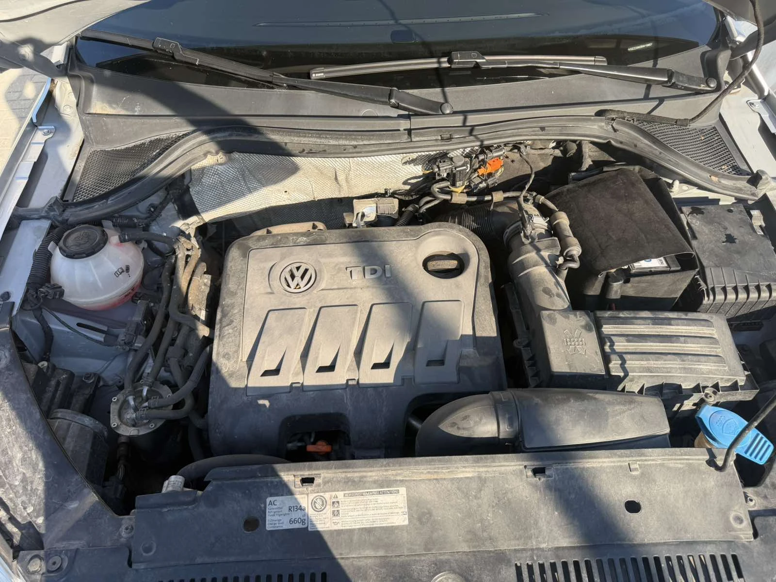 VW Tiguan, снимка 16 - Автомобили и джипове - 55235455