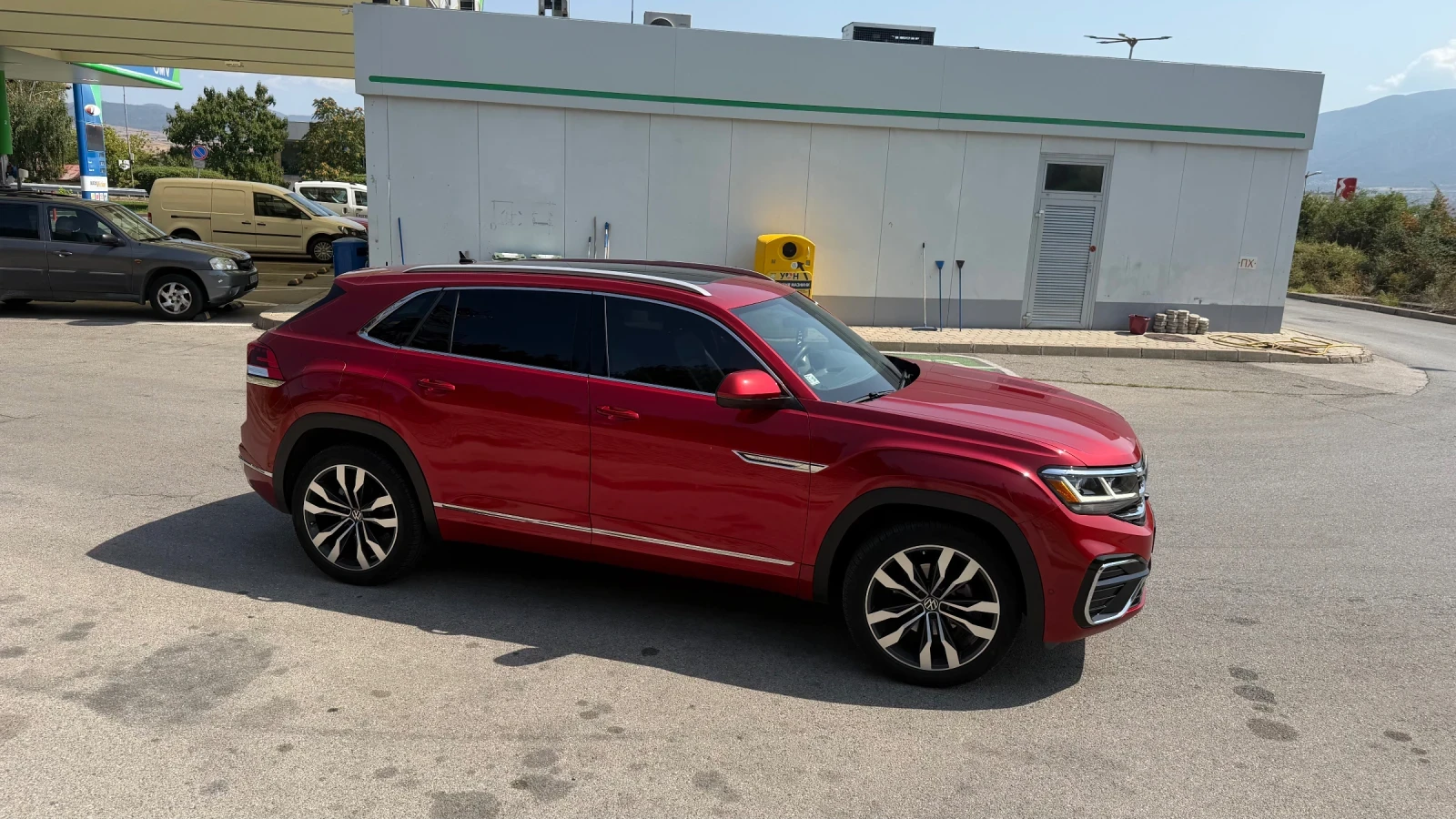 VW Atlas  Cross Sport 3.6 R Line Premium Plus, снимка 5 - Автомобили и джипове - 55885912