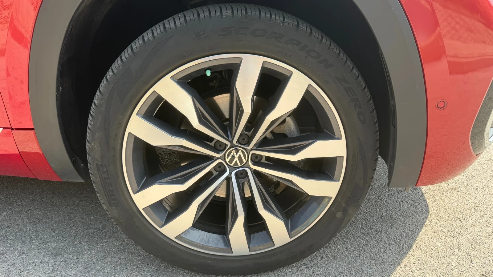 VW Atlas  Cross Sport 3.6 R Line Premium Plus, снимка 11 - Автомобили и джипове - 55885912