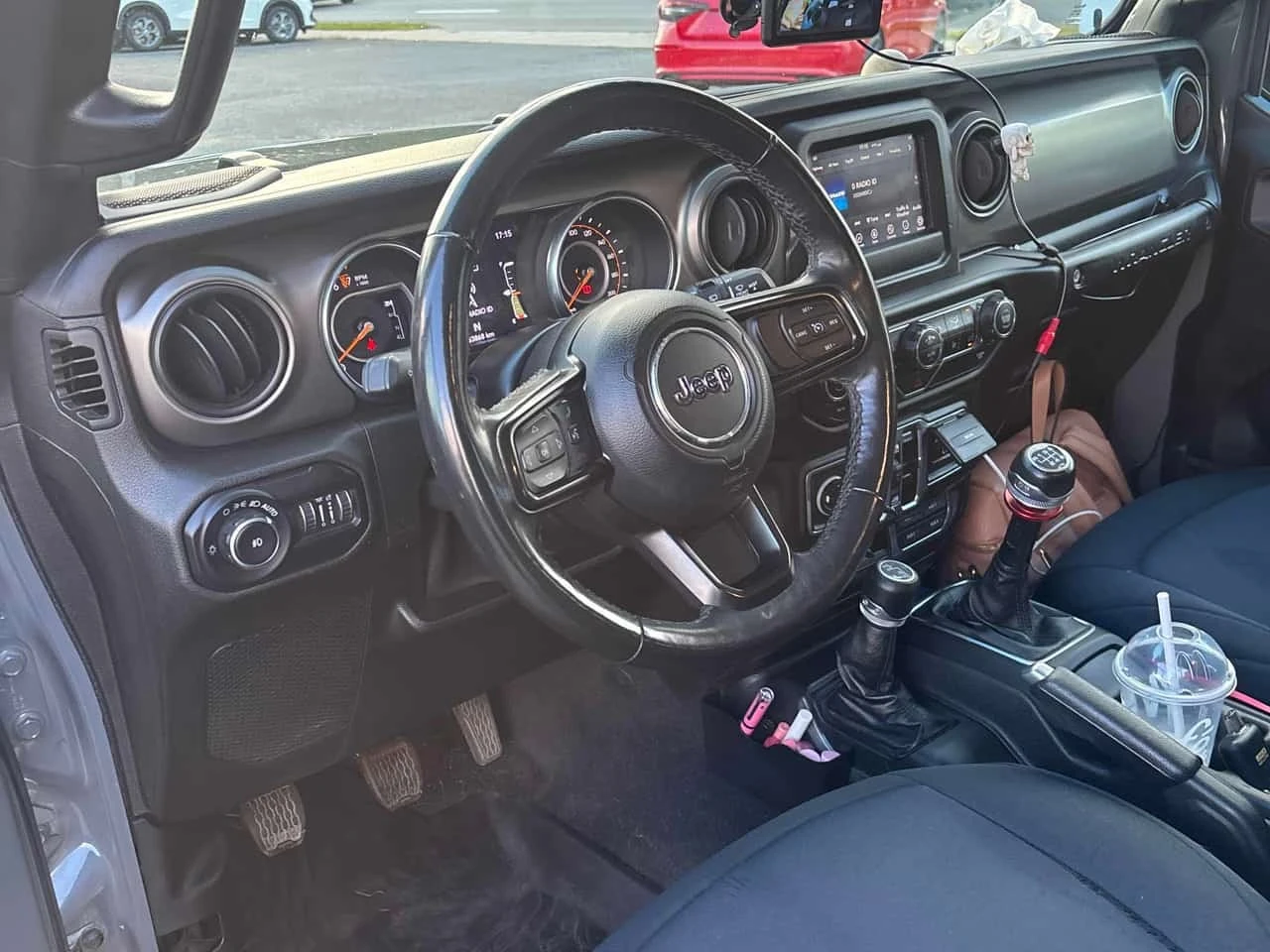 Jeep Wrangler  Sport * CARFAX * БЕЗ ПЪРВОНАЧАЛНА ВНОСКА, снимка 5 - Автомобили и джипове - 56170179