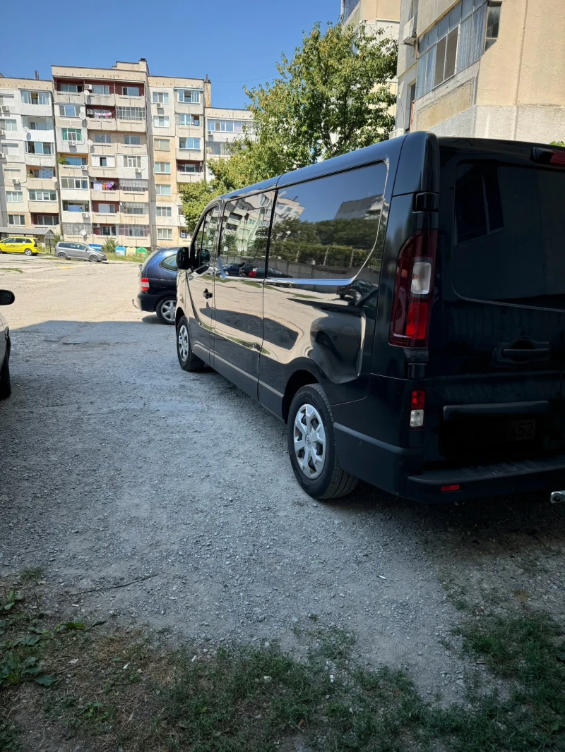 Renault Trafic, снимка 2 - Бусове и автобуси - 46917662