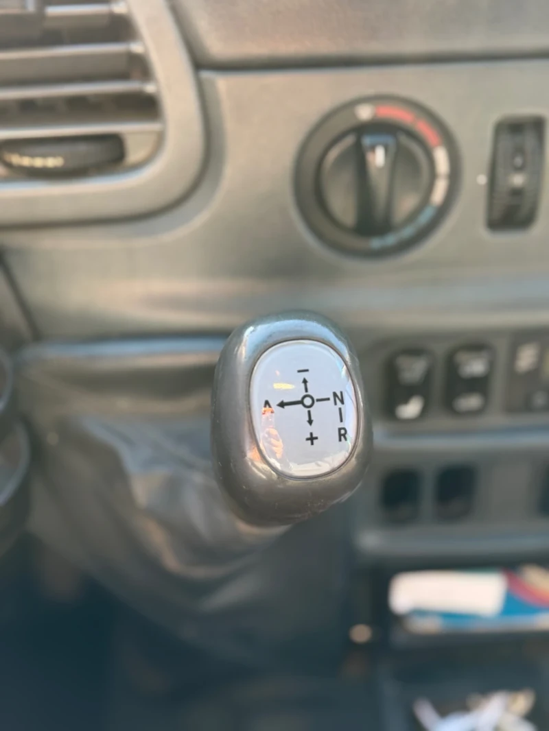 Mercedes-Benz Sprinter 216 2.7 -  8+ 1 164 ps, снимка 10 - Бусове и автобуси - 52928622