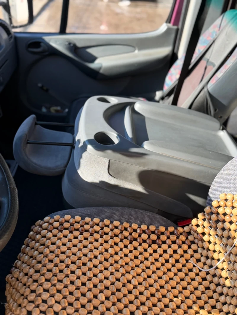 Mercedes-Benz Sprinter 216 2.7 -  8+ 1 164 ps, снимка 9 - Бусове и автобуси - 52928622