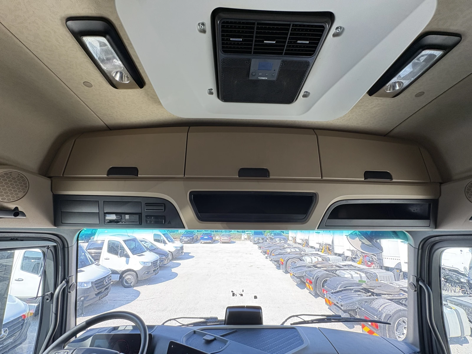 Mercedes-Benz Actros 1845 LS 4x2, снимка 11 - Камиони - 53778239