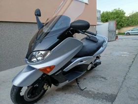     Yamaha T-max