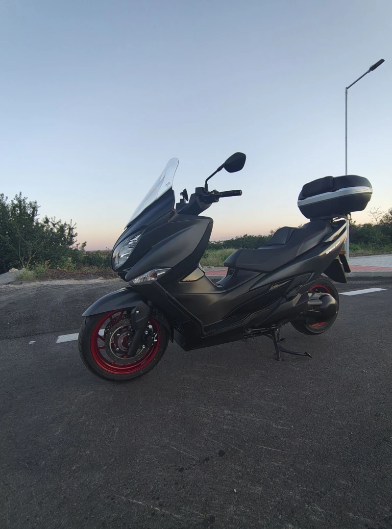Suzuki Burgman, снимка 12 - Мотоциклети и мототехника - 50983176
