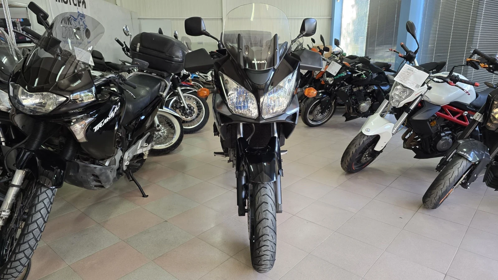 Suzuki V-strom 650 i DL  Лизинг !, снимка 2 - Мотоциклети и мототехника - 56131313