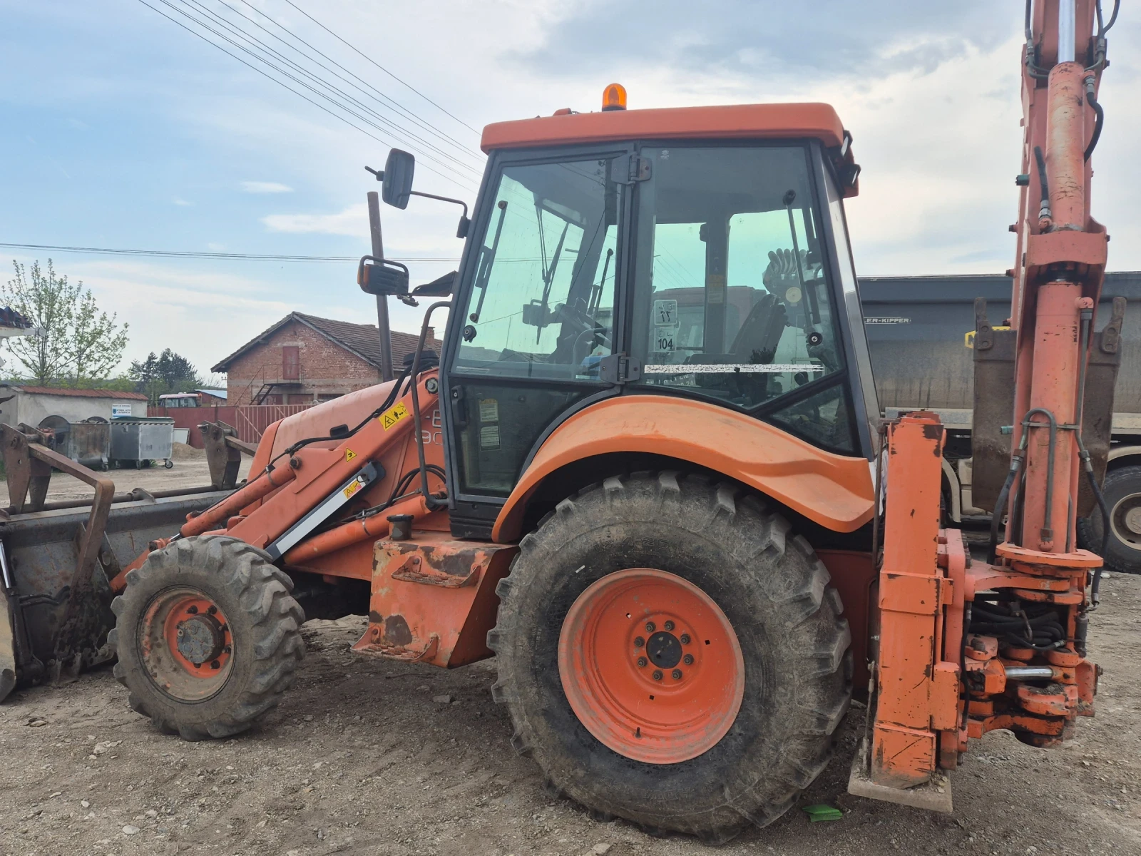 Багер FIAT Hitachi Fb90, снимка 8 - Индустриална техника - 54260046