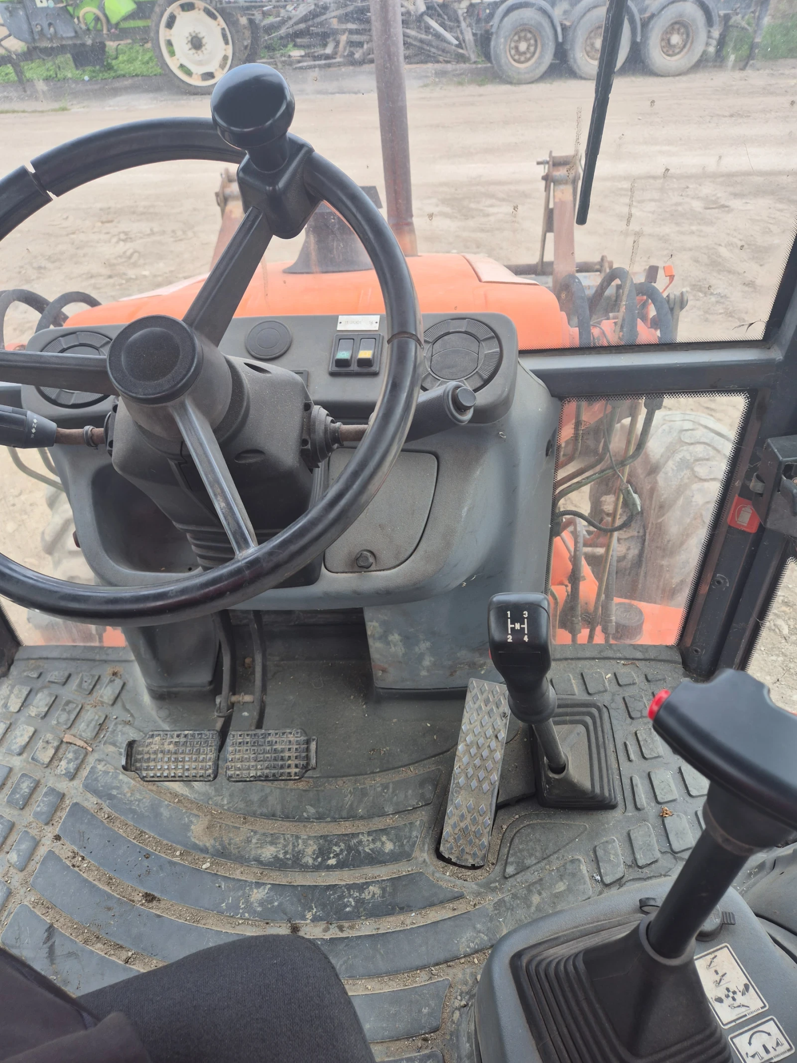 Багер FIAT Hitachi Fb90, снимка 14 - Индустриална техника - 54260046