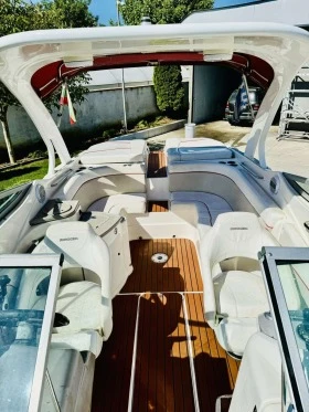 Моторна яхта Rinker 9 метра 12 пасажера Captiva 276, снимка 1