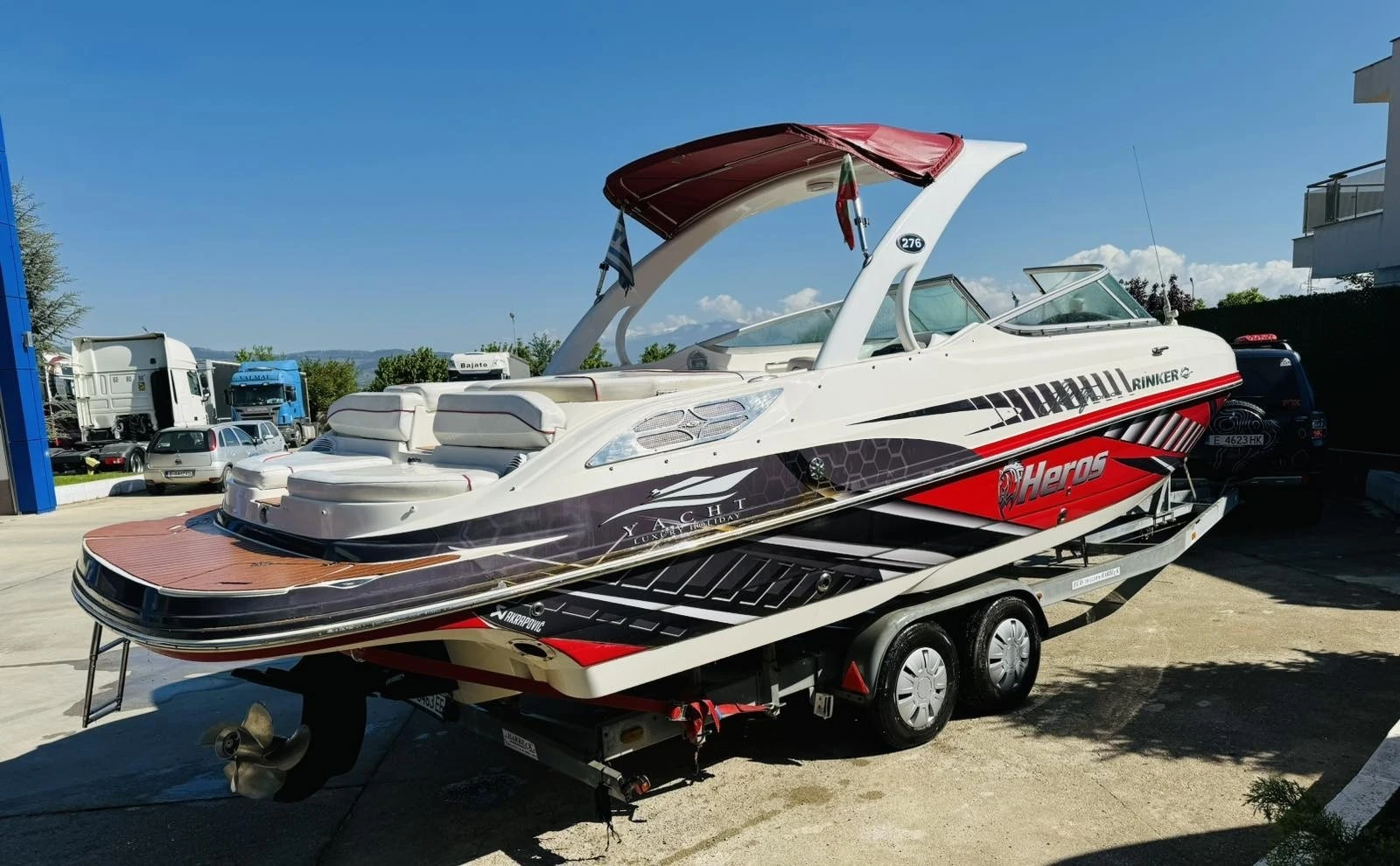 Моторна яхта Rinker Captiva 276 - изображение 6