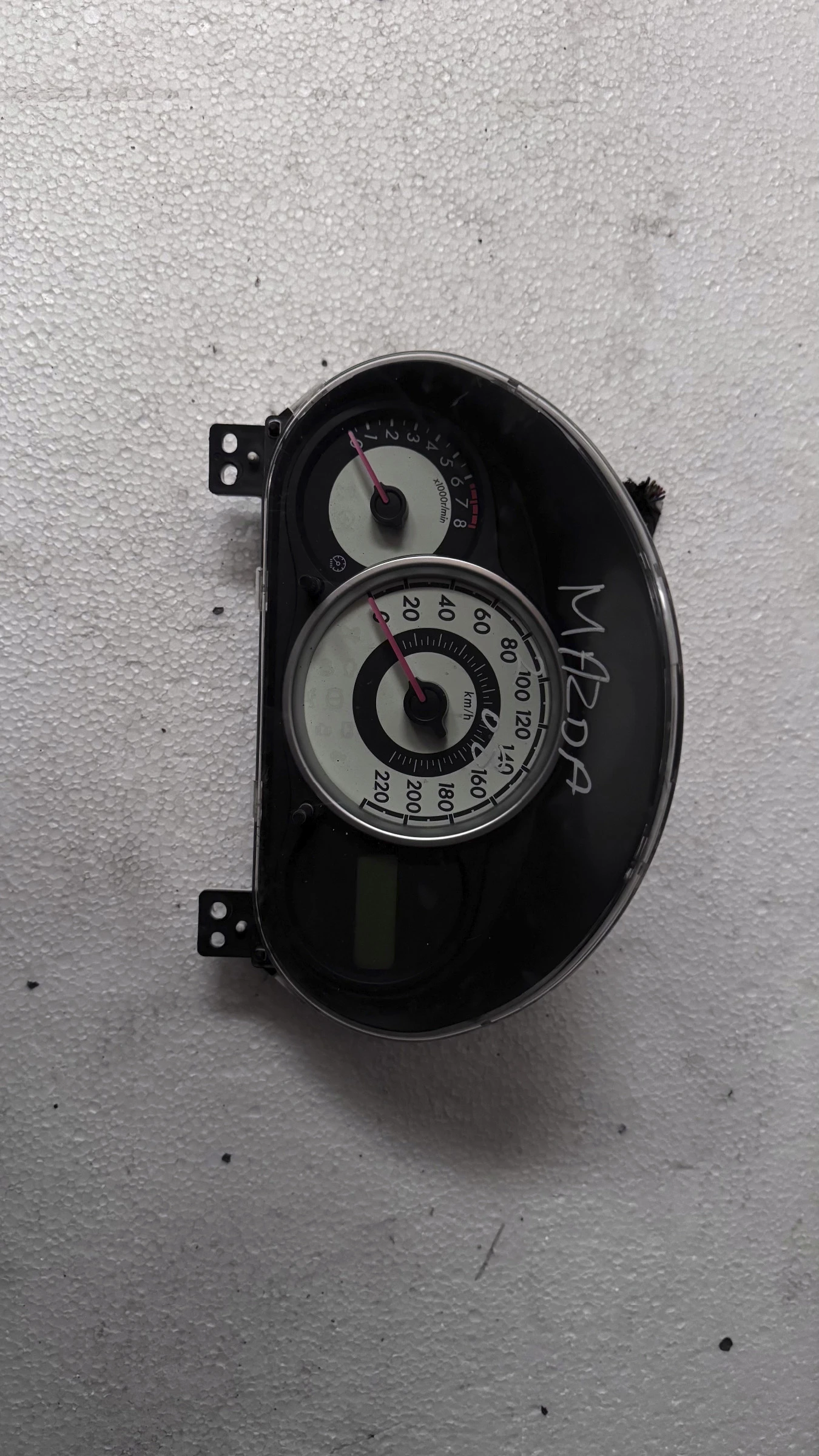   Mazda 2  2008     | Mobile.bg   1