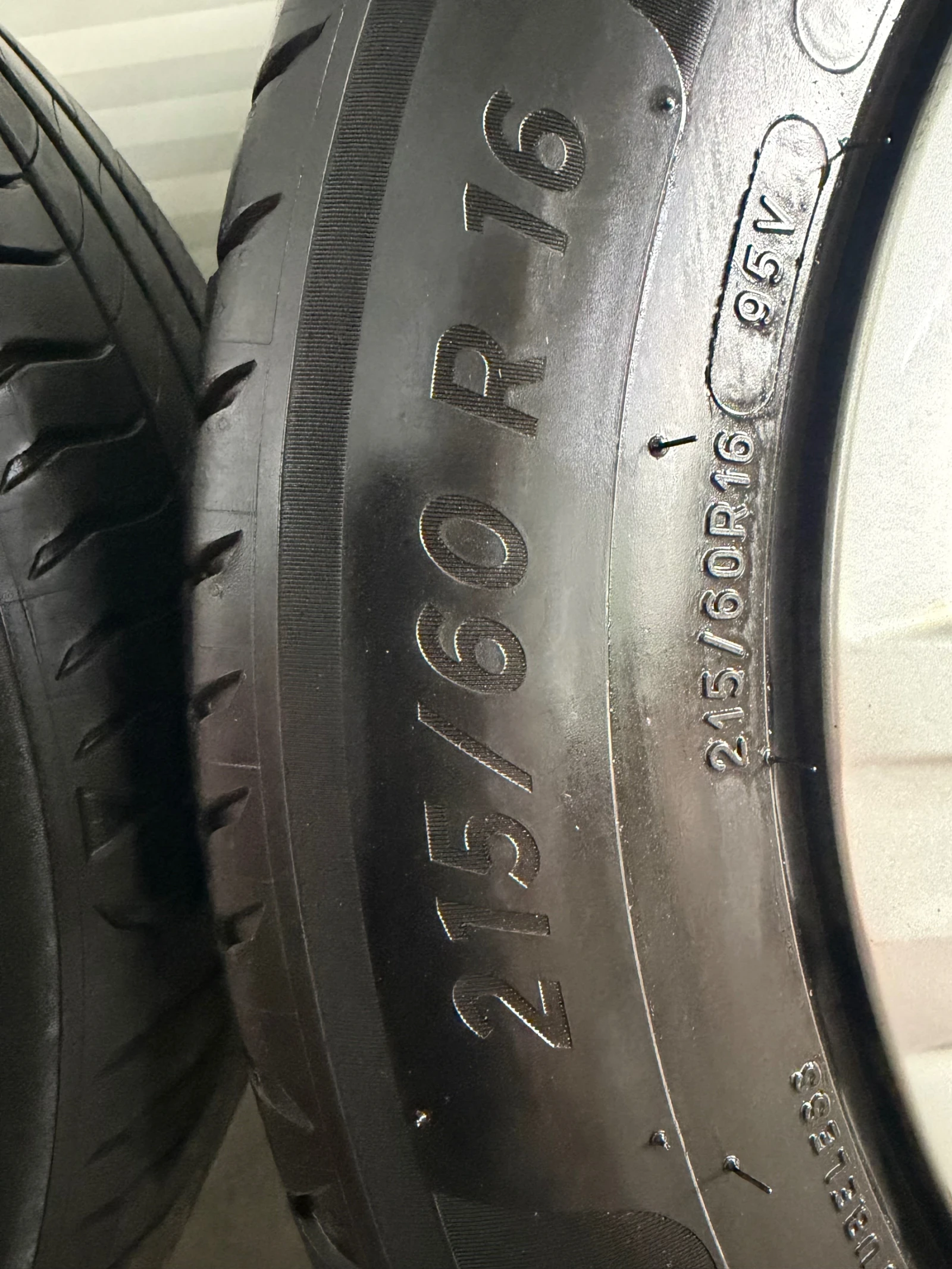 ���� � ������ 215/60R16 | Mobile.bg � ����������� 5