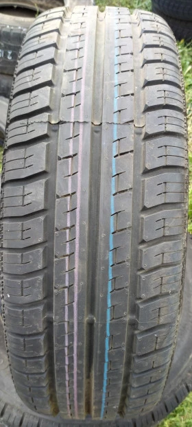 Гуми Летни 205/65R16, снимка 1 - Гуми и джанти - 41569950