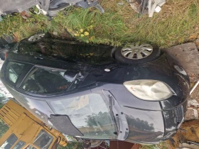 Toyota Yaris 1.3 бензин, снимка 2