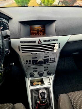 Opel Astra H GTC, снимка 8