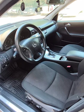 Mercedes-Benz C 220 W 203, снимка 12