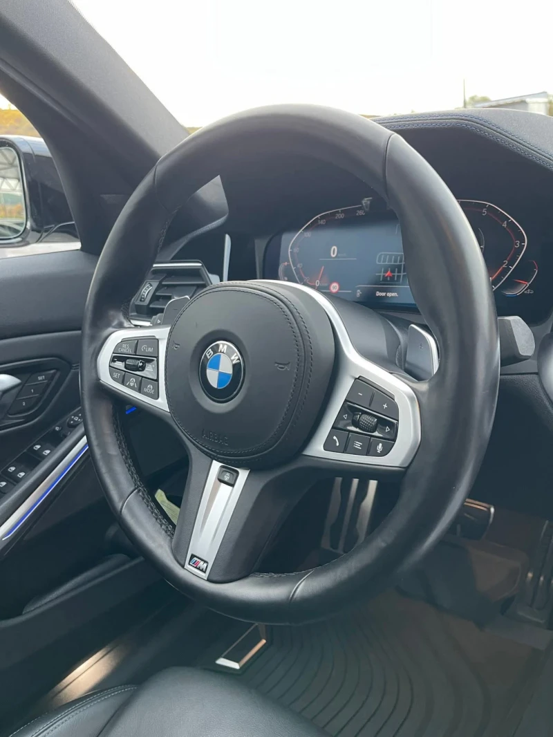 BMW 330 330xi M спорт , снимка 5 - Автомобили и джипове - 45561203