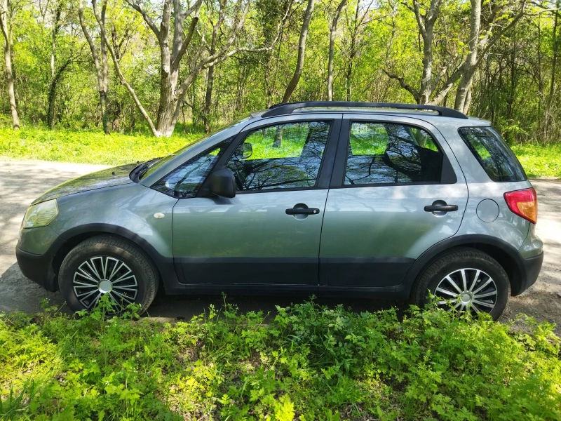 Fiat Sedici 1.9 Multijet 4x4 , снимка 6 - Автомобили и джипове - 47550495