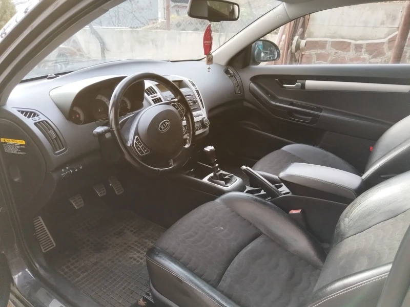 Kia Pro ceed Crdi, снимка 6 - Автомобили и джипове - 48151993