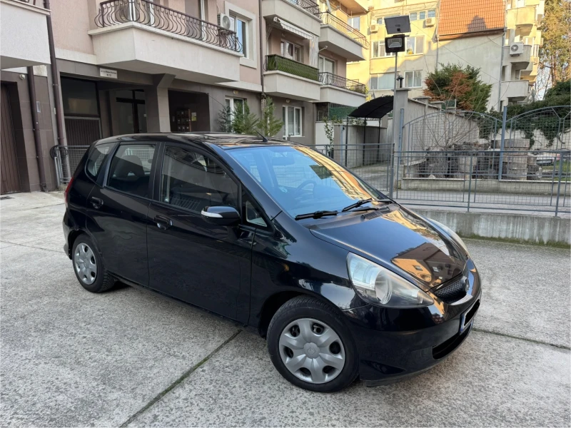 Honda Jazz, снимка 2 - Автомобили и джипове - 48755322