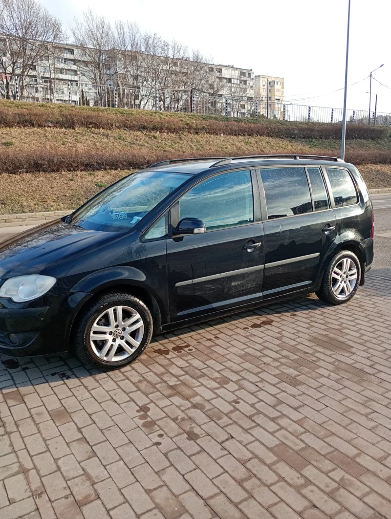 VW Touran Ван, снимка 3 - Автомобили и джипове - 49341228