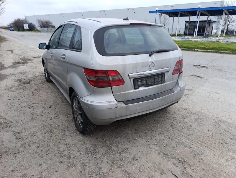 Mercedes-Benz B 180 2.0CDI тип мотор 640940, снимка 2 - Автомобили и джипове - 52772339