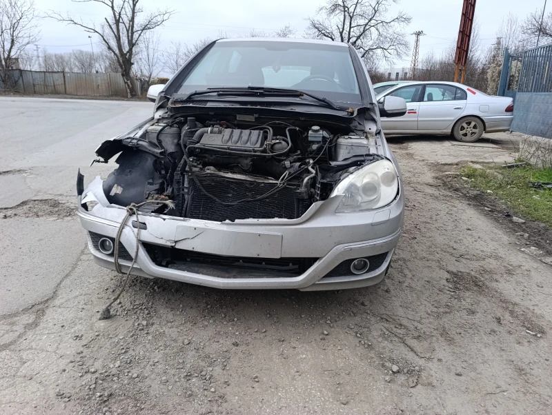 Mercedes-Benz B 180 2.0CDI тип мотор 640940, снимка 4 - Автомобили и джипове - 52772339