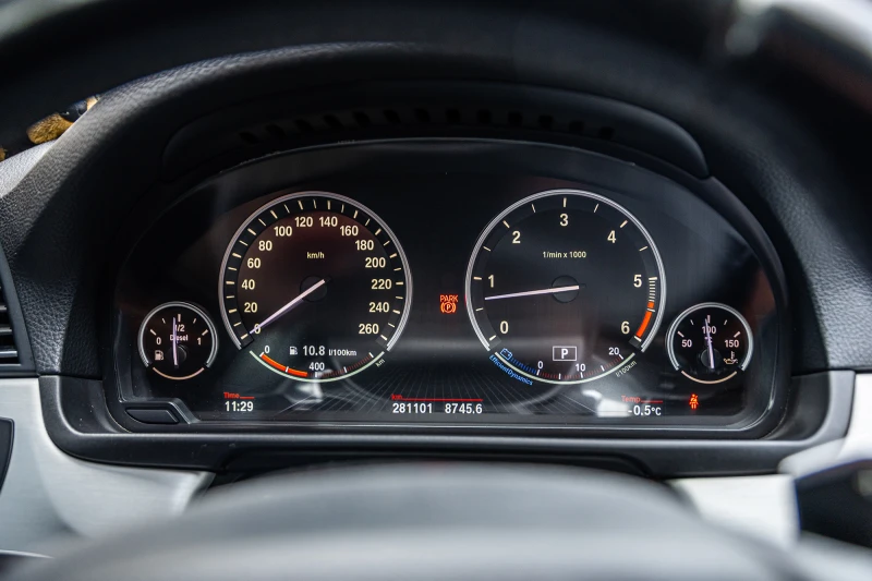 BMW 530 F11 XDrive, снимка 6 - Автомобили и джипове - 53145730