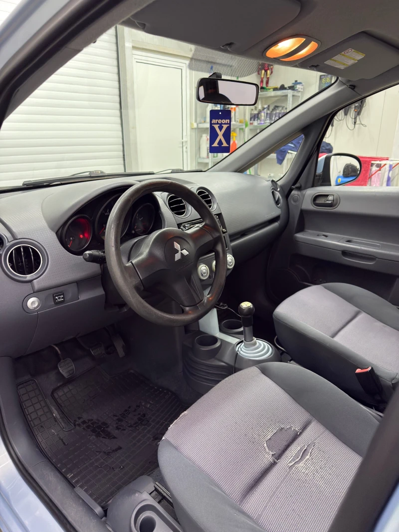 Mitsubishi Colt 1.1, снимка 8 - Автомобили и джипове - 53306224