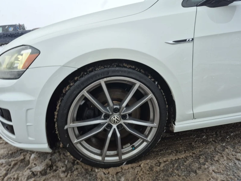 VW Golf R * DSG * CARFAX * PANO* NAVI* HEATED SEATS, снимка 6 - Автомобили и джипове - 53448350