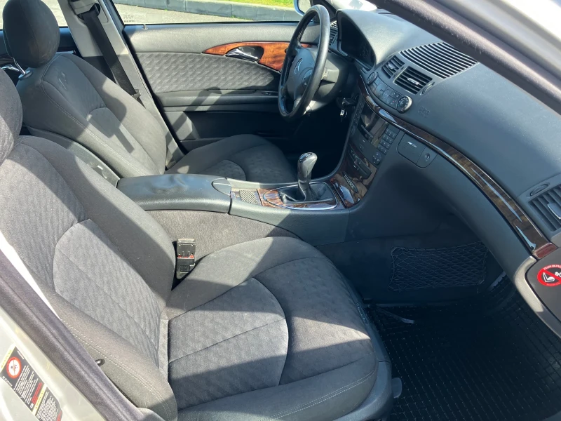 Mercedes-Benz E 220 2.2cdi 150 c.s., снимка 11 - Автомобили и джипове - 53499711