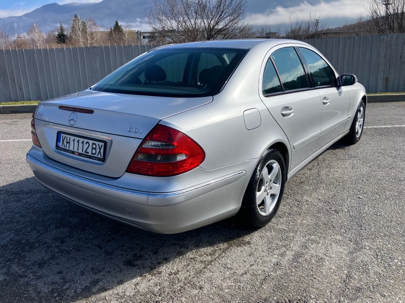 Mercedes-Benz E 220 2.2cdi 150 c.s., снимка 8 - Автомобили и джипове - 53499711