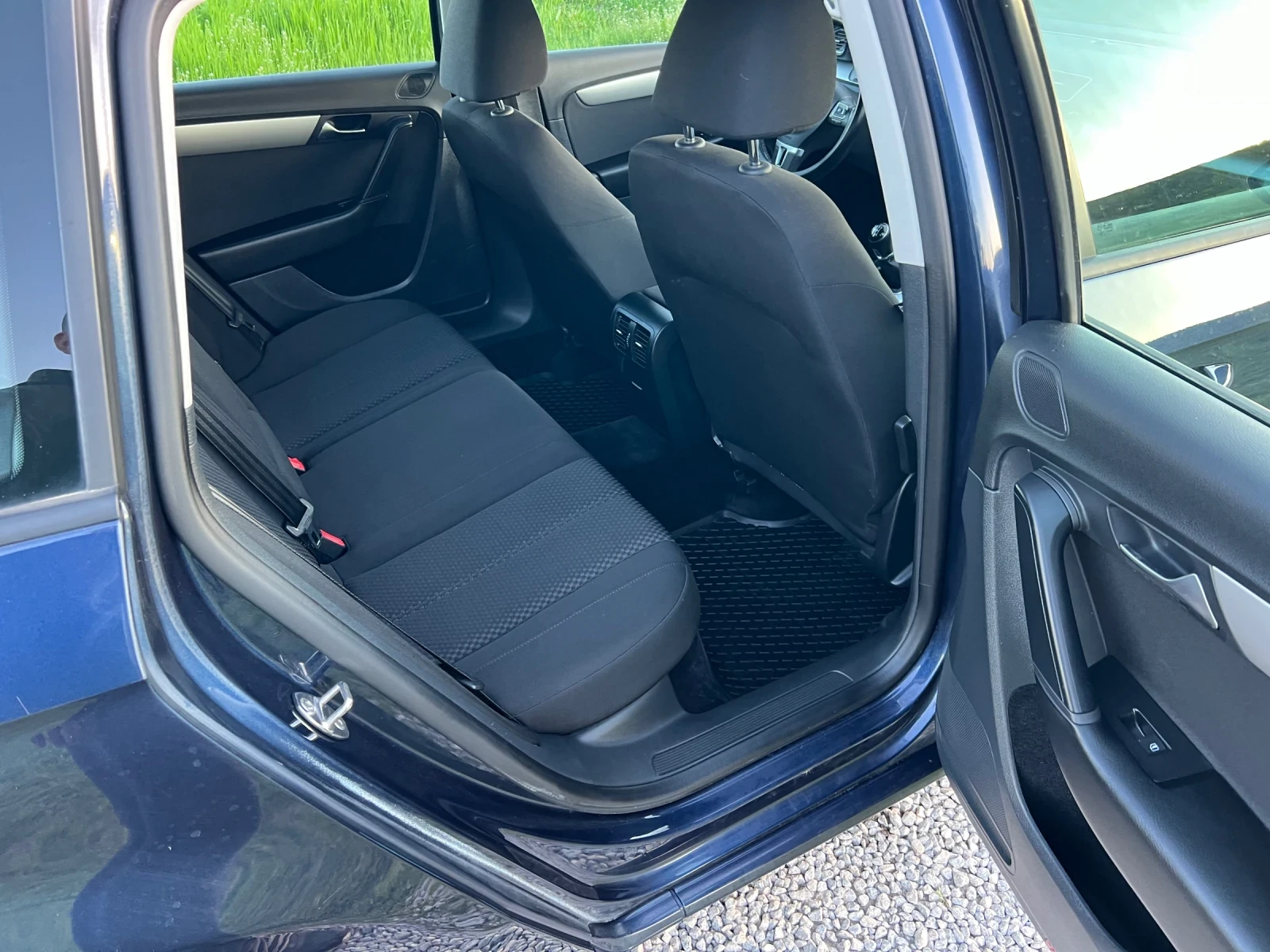 VW Passat | Mobile.bg — изображение 12