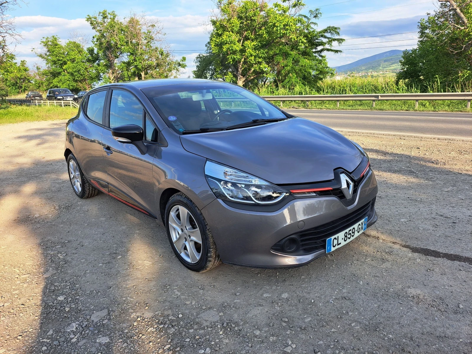 Renault Clio 0.9i - изображение 7