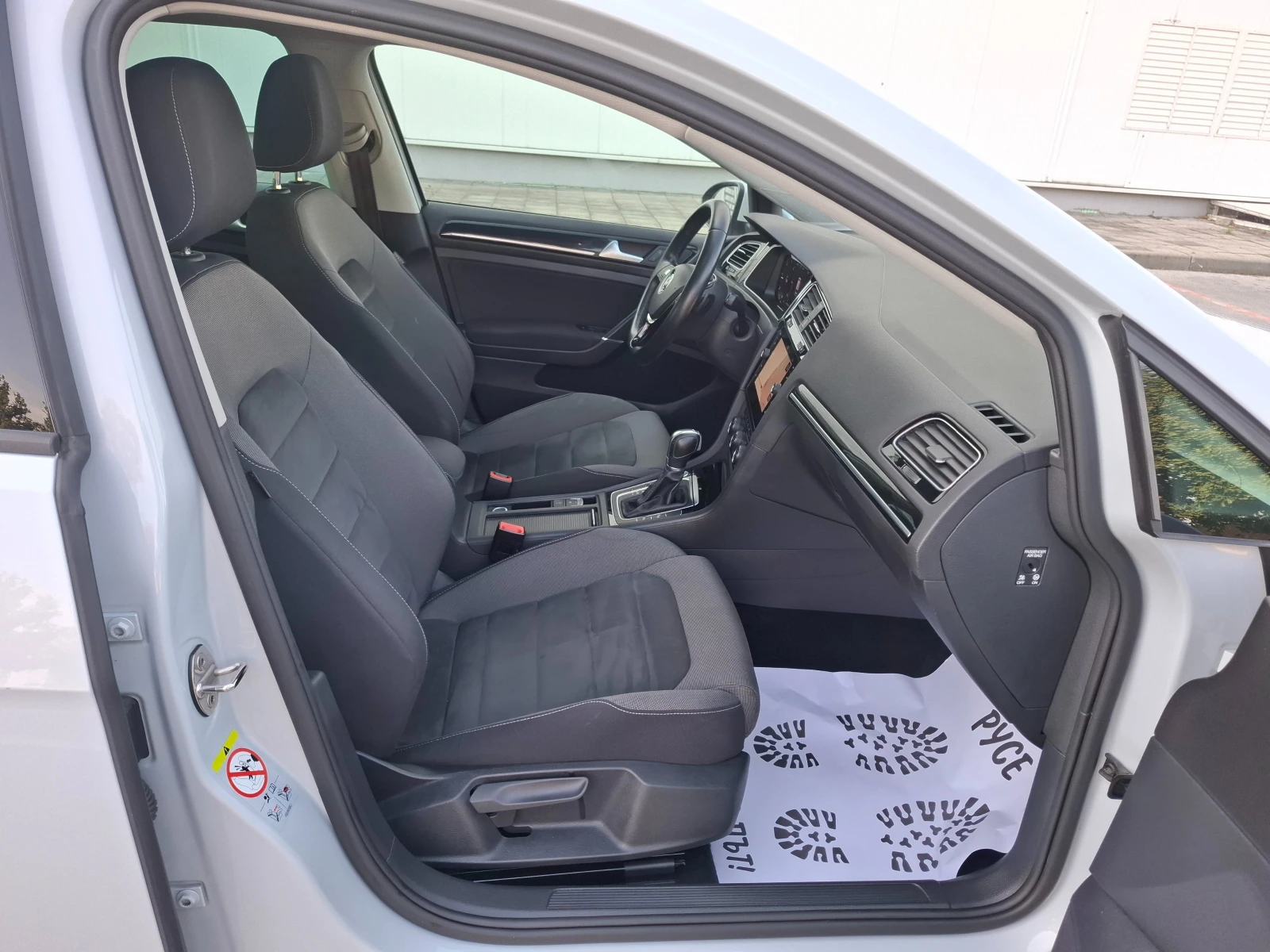 VW Golf 2.0tdi DSG Navi  - изображение 10