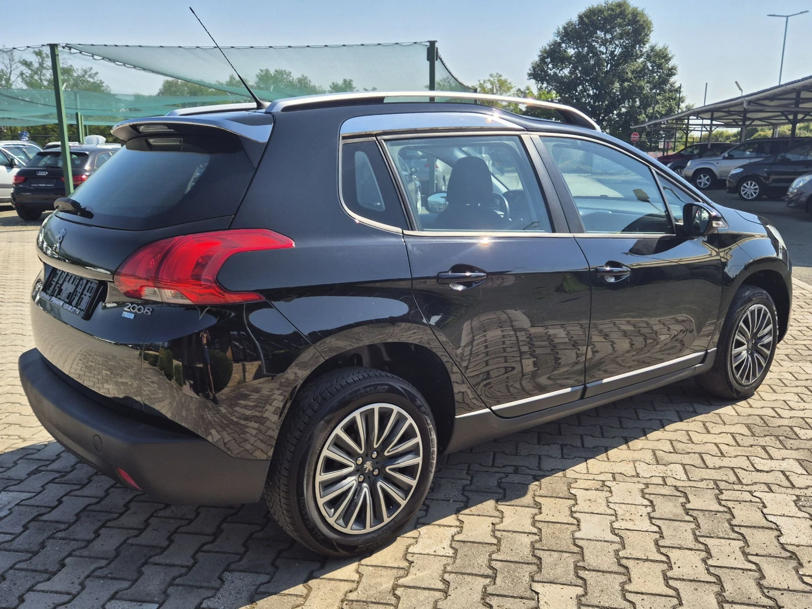 Peugeot 2008 1.6HDI 92к.с. - изображение 7