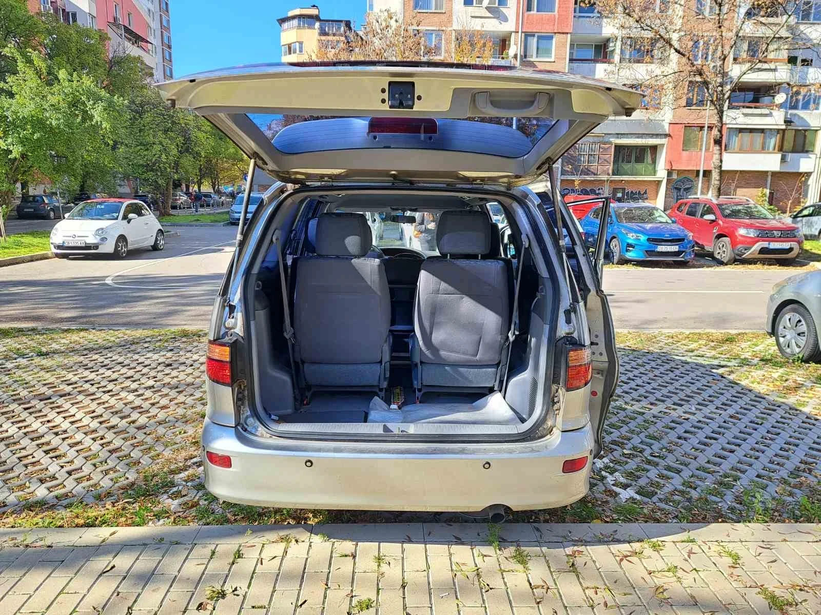 Toyota Previa D4D 2000 - изображение 8