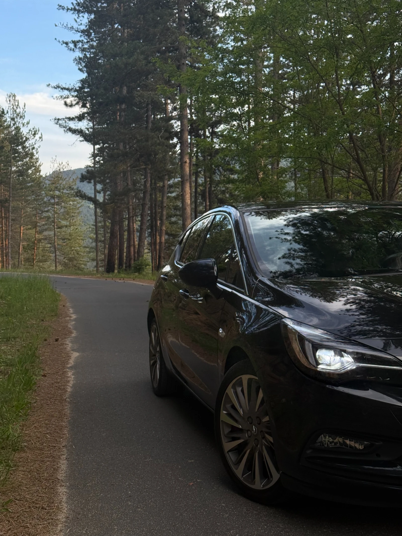 Opel Astra 1.6d IntelliLux - изображение 2