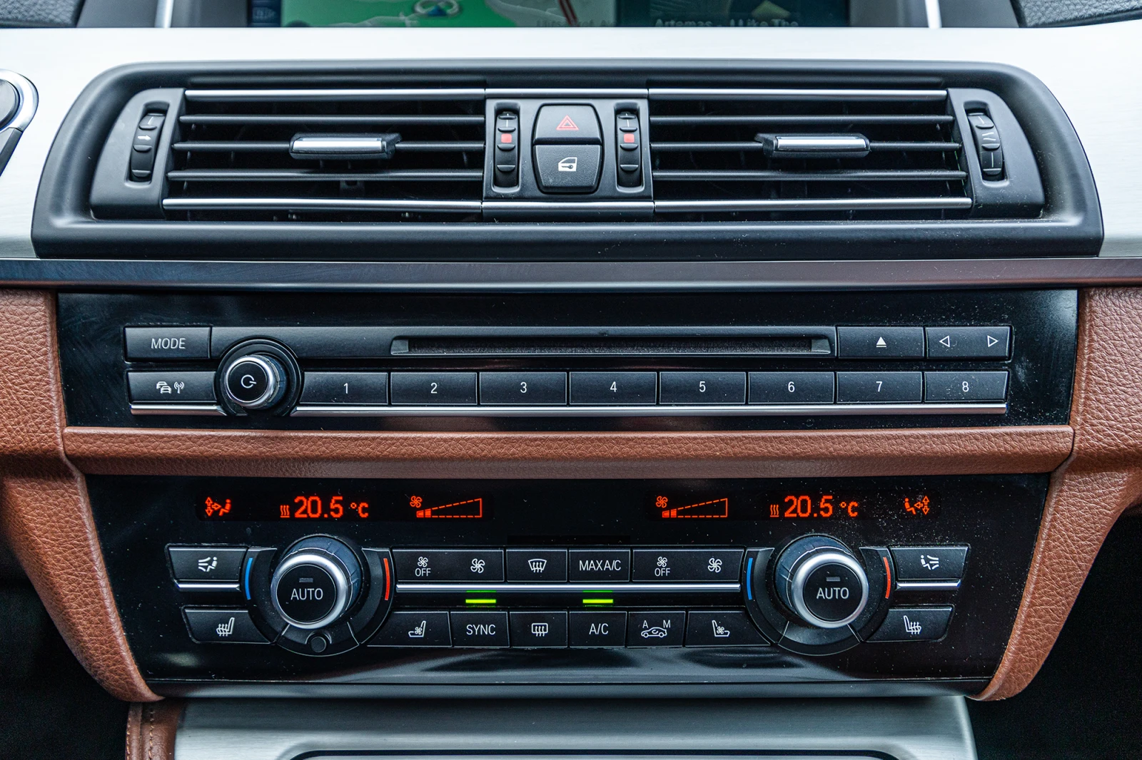 BMW 530 F11 XDrive - изображение 8