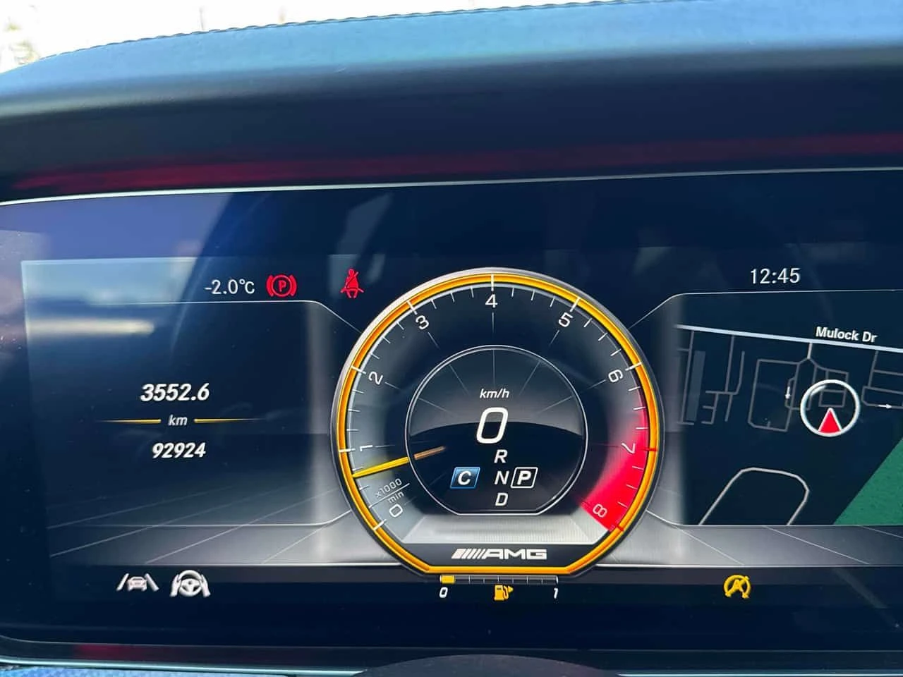 Mercedes-Benz E 63 AMG S| ВСИЧКИ ЕКСТРИ| CARFAX| АВТОФИНАНСИРАНЕ  - изображение 8