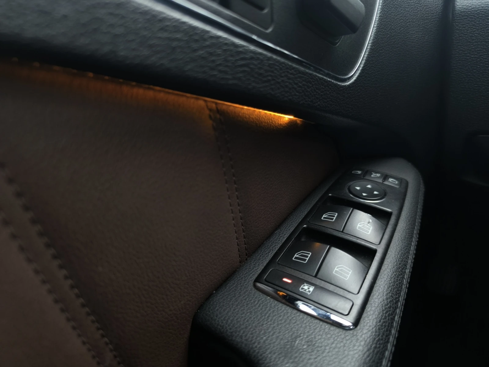 Mercedes-Benz E 500 Е 550 AMG / Harman Kardon / 7G tronic, снимка 14 - Автомобили и джипове - 53997214