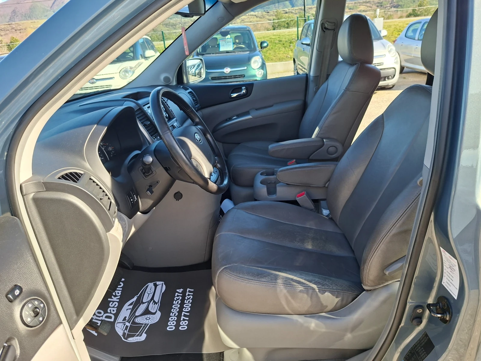 Kia Carnival 2, 9 crdi, снимка 10 - Автомобили и джипове - 54177676