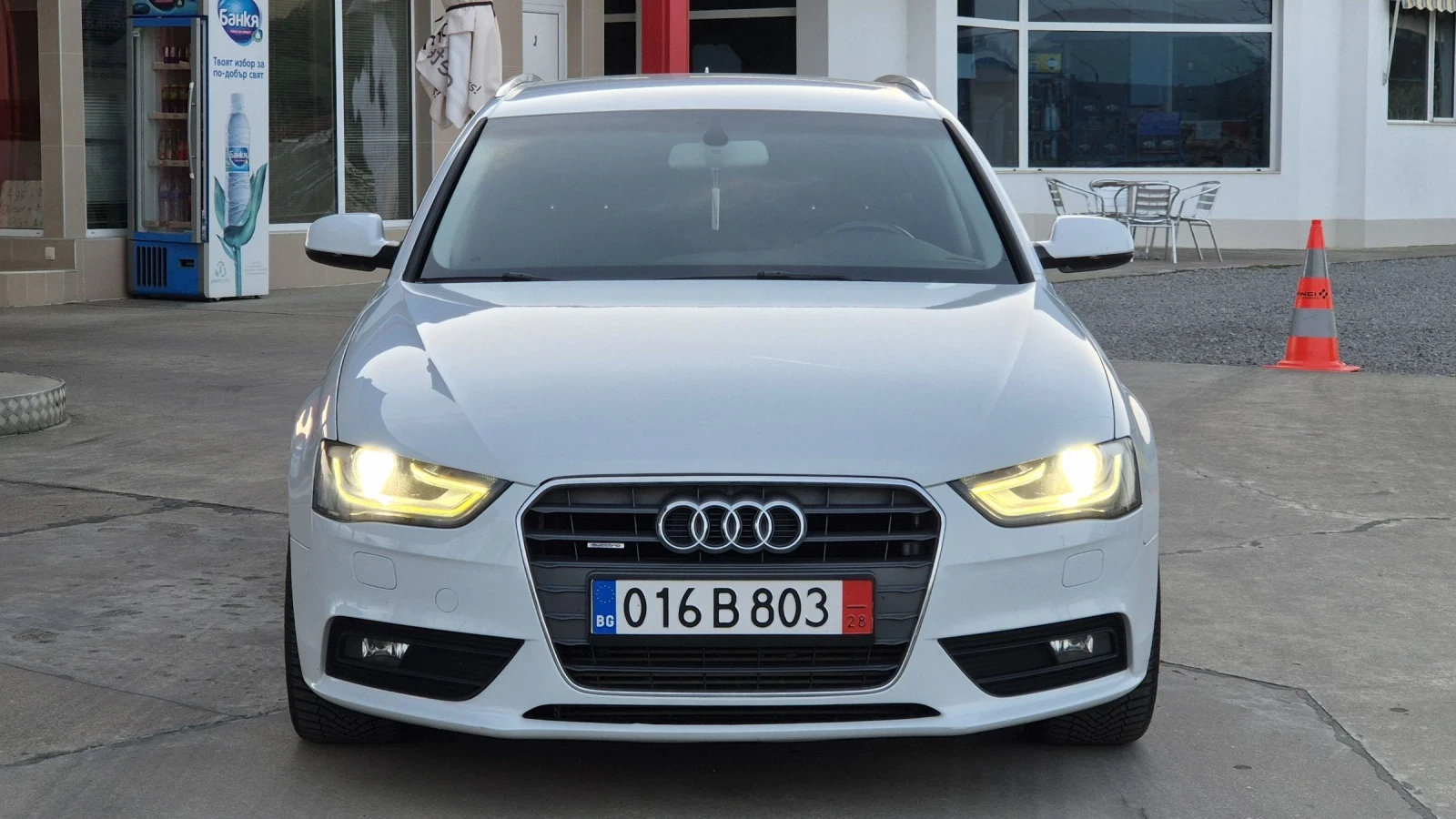 Audi A4 2.0TDI* АВТОМАТИК* QUATTRO* NAVI* ФЕЙСЛИФТ, снимка 2 - Автомобили и джипове - 54221754