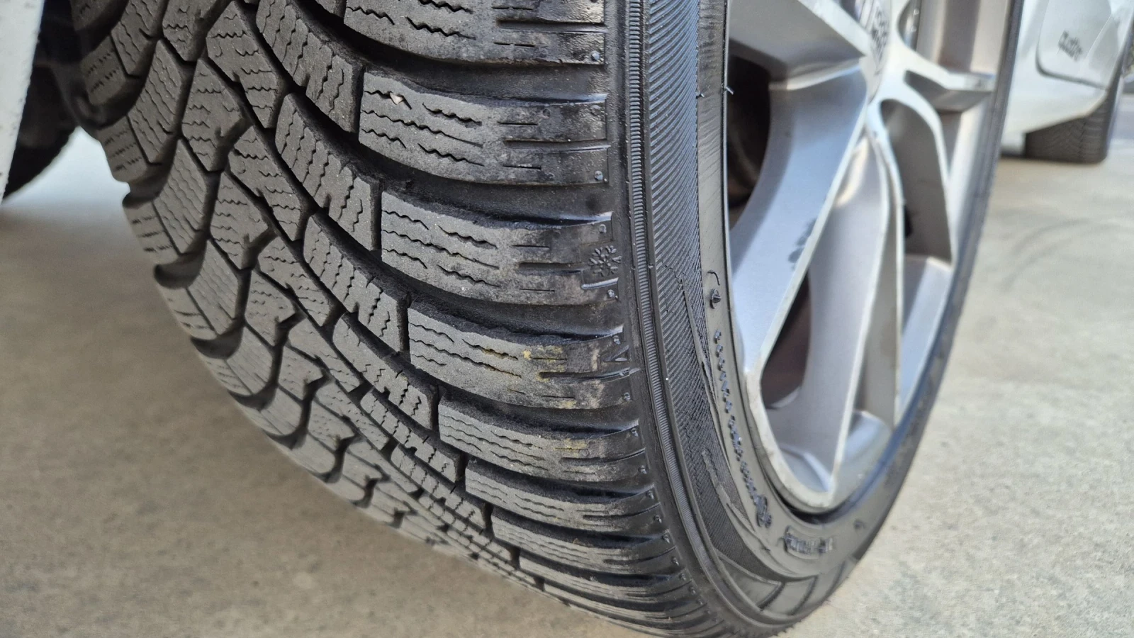 Audi A4 2.0TDI* АВТОМАТИК* QUATTRO* NAVI* ФЕЙСЛИФТ, снимка 12 - Автомобили и джипове - 54221754